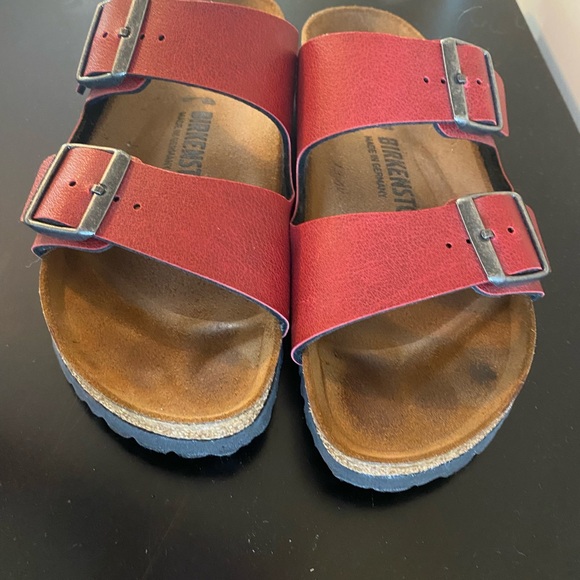 Birkenstock Arizona Sandals- Women’s Oiled leather Red - Picture 3 of 4